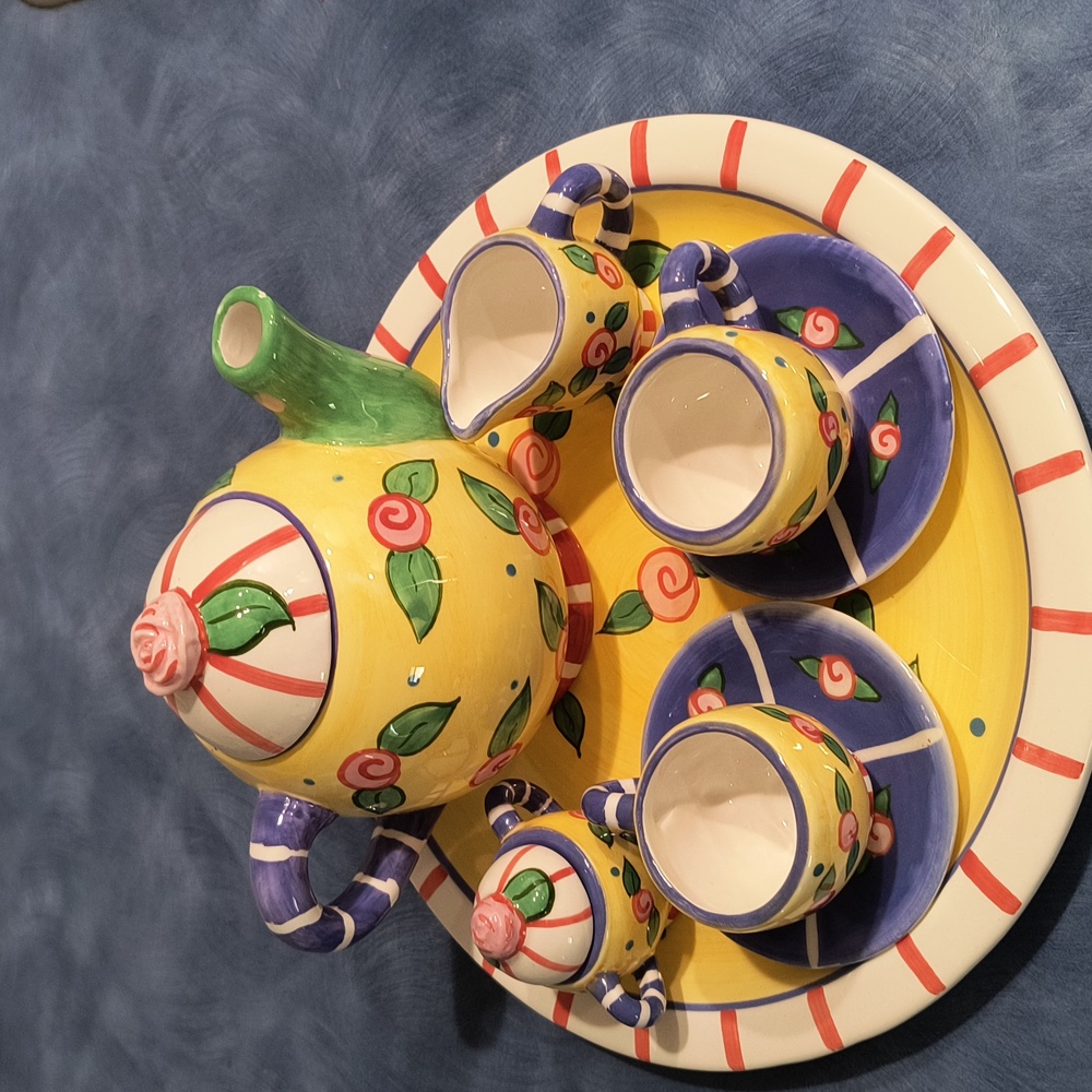 Shannon McGraw Little Tea Set Miniature Roses. Never used
